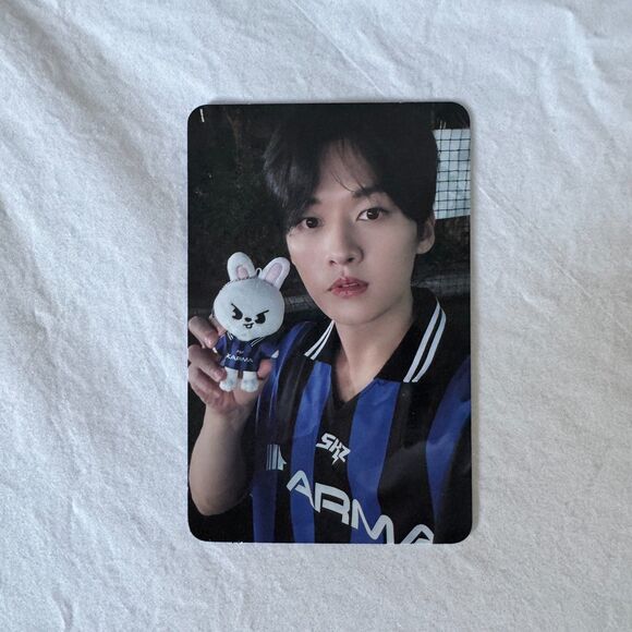 Stray Kids Leeknow skzoo POB photocard Karma - Picture 1 of 2